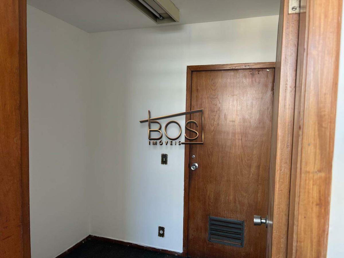 Sala, Centro, 2 Quartos, 0 Vaga