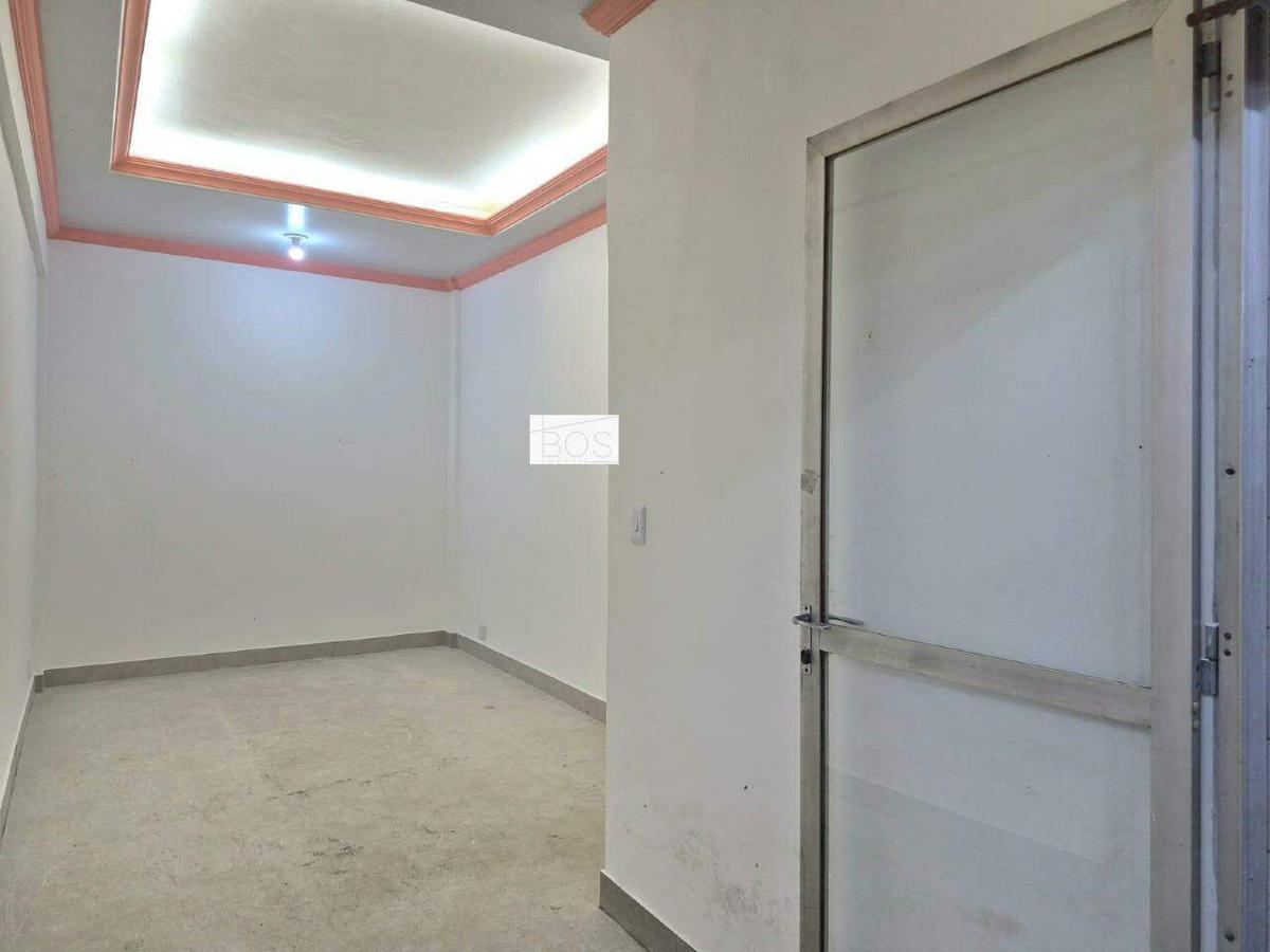 Andar, Savassi, 0 Quarto, 0 Vaga