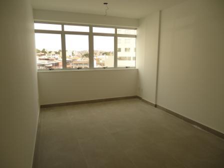 Sala, Cidade Nova, 0 Quarto, 1 Vaga
