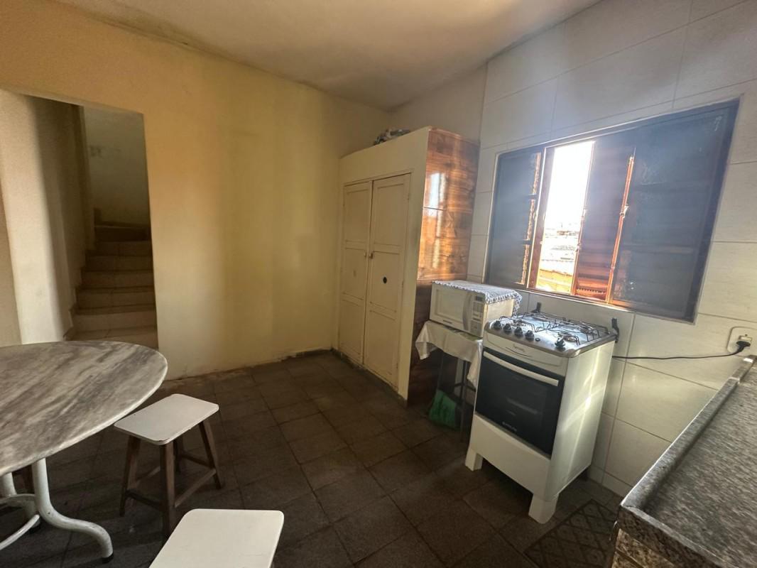 Casa, Centro, 2 Quartos, 1 Vaga, 1 Suíte