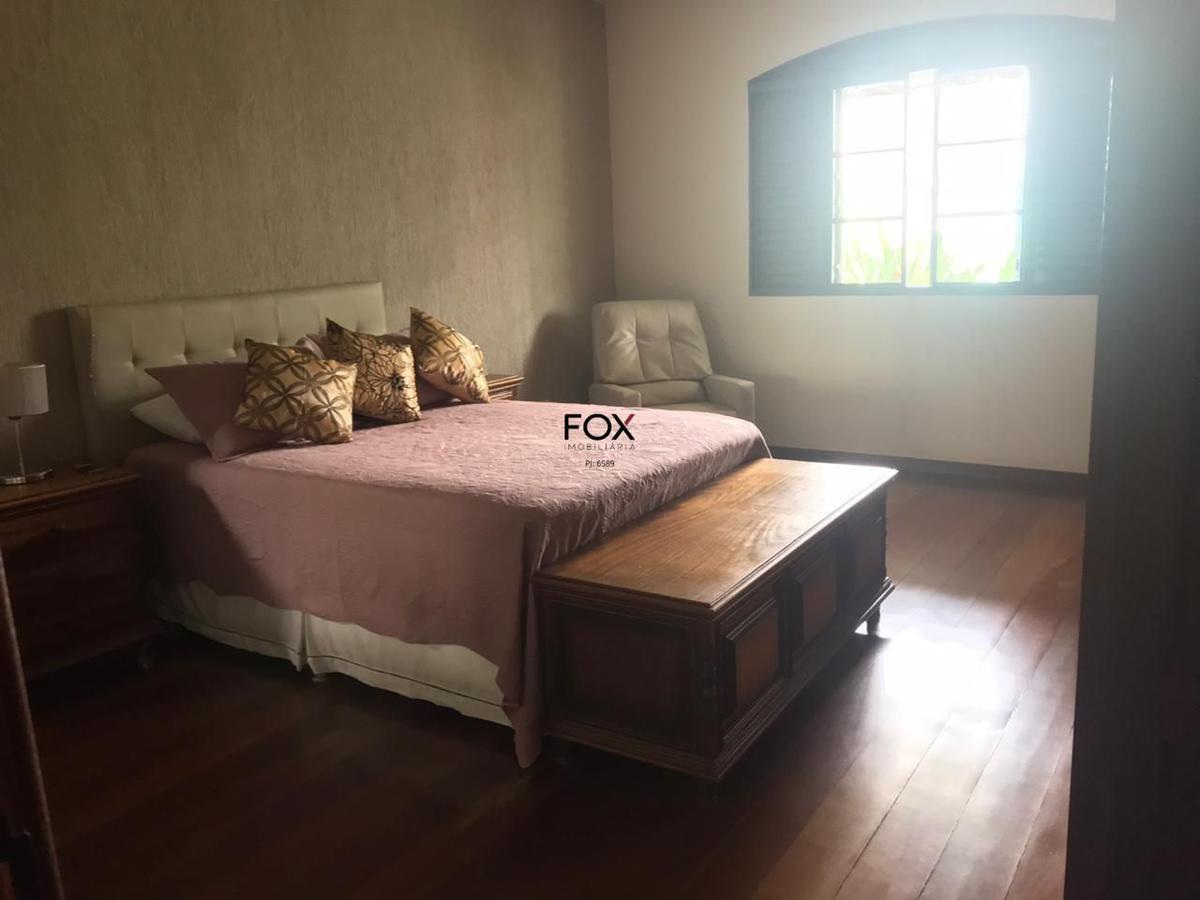 Casa, Centro, 4 Quartos, 2 Vagas, 2 Suítes