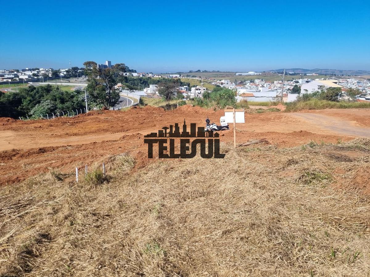 Lote, Centro, 0 Quarto, 0 Vaga