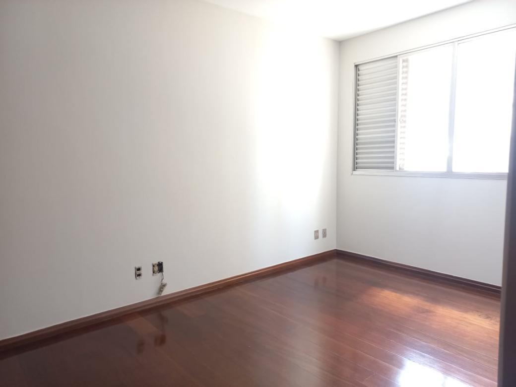 Apartamento, Funcionários, 4 Quartos, 3 Vagas, 1 Suíte