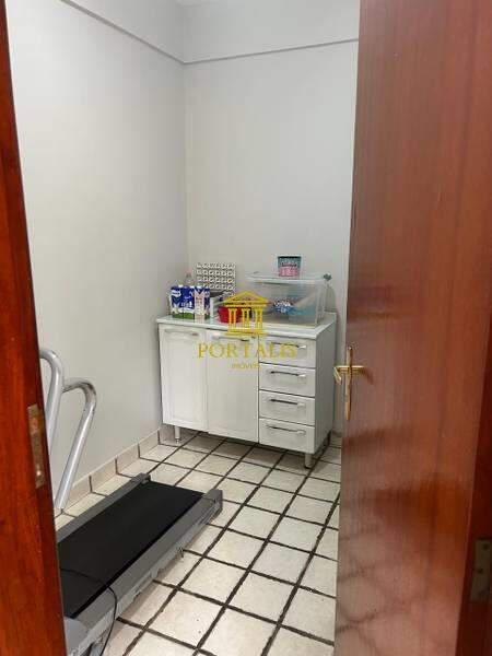 Apartamento, Luxemburgo, 4 Quartos, 3 Vagas, 1 Suíte