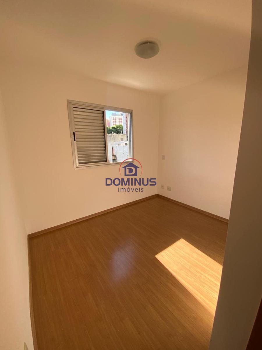 Apartamento, Sagrada Família, 2 Quartos, 2 Vagas, 1 Suíte