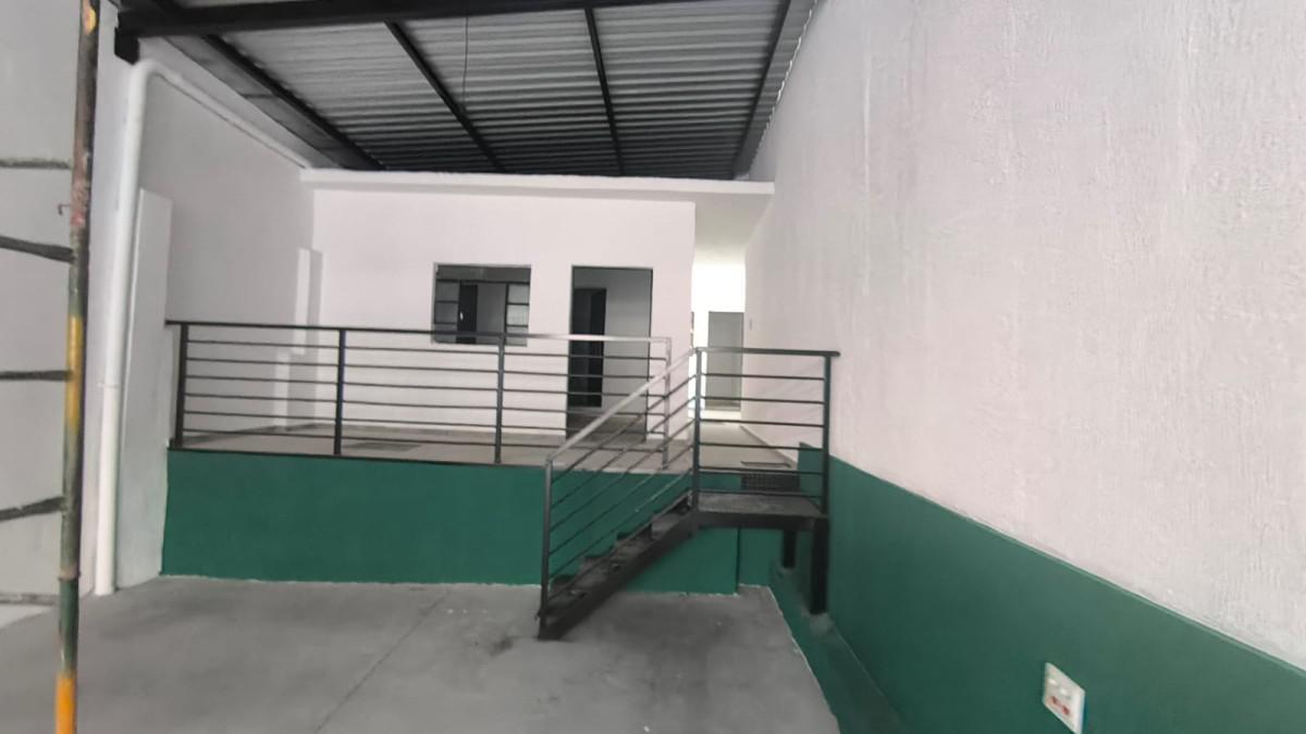 Galpão, Santa Cruz, 0 Quarto, 2 Vagas