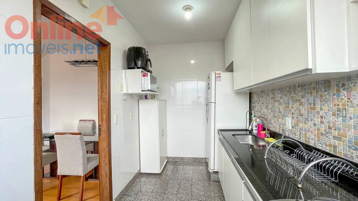 Apartamento, Sagrada Família, 2 Quartos, 0 Vaga, 0 Suíte