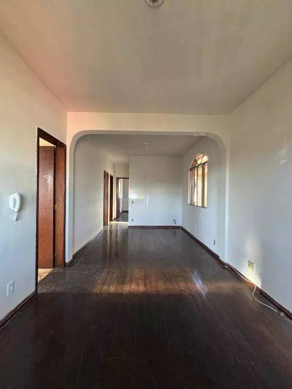 Apartamento, Barreiro, 3 Quartos, 2 Vagas, 1 Suíte