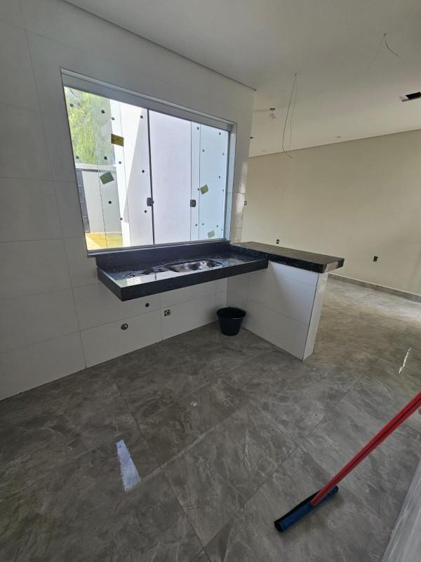 Casa, Vila Verde, 2 Quartos, 2 Vagas, 1 Suíte