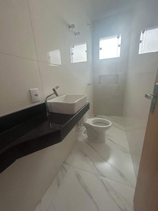 Casa, Vila Cristina, 3 Quartos, 2 Vagas, 1 Suíte