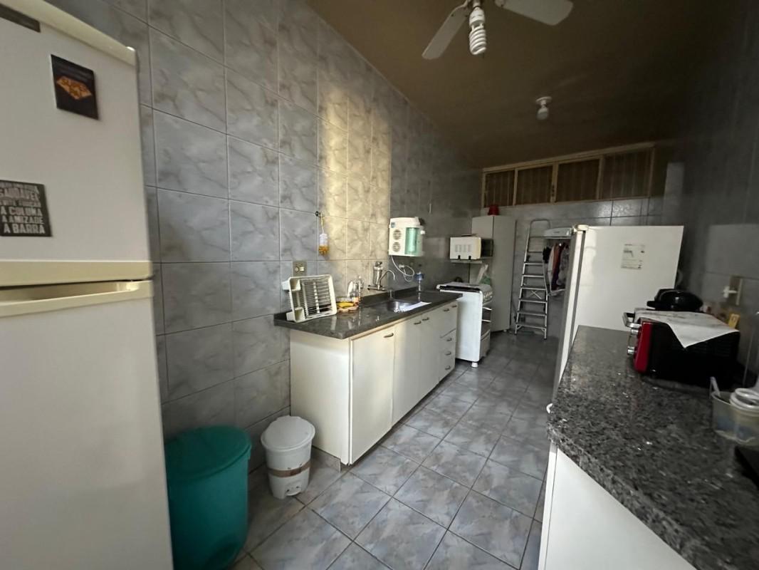 Casa, Centro, 3 Quartos, 2 Vagas