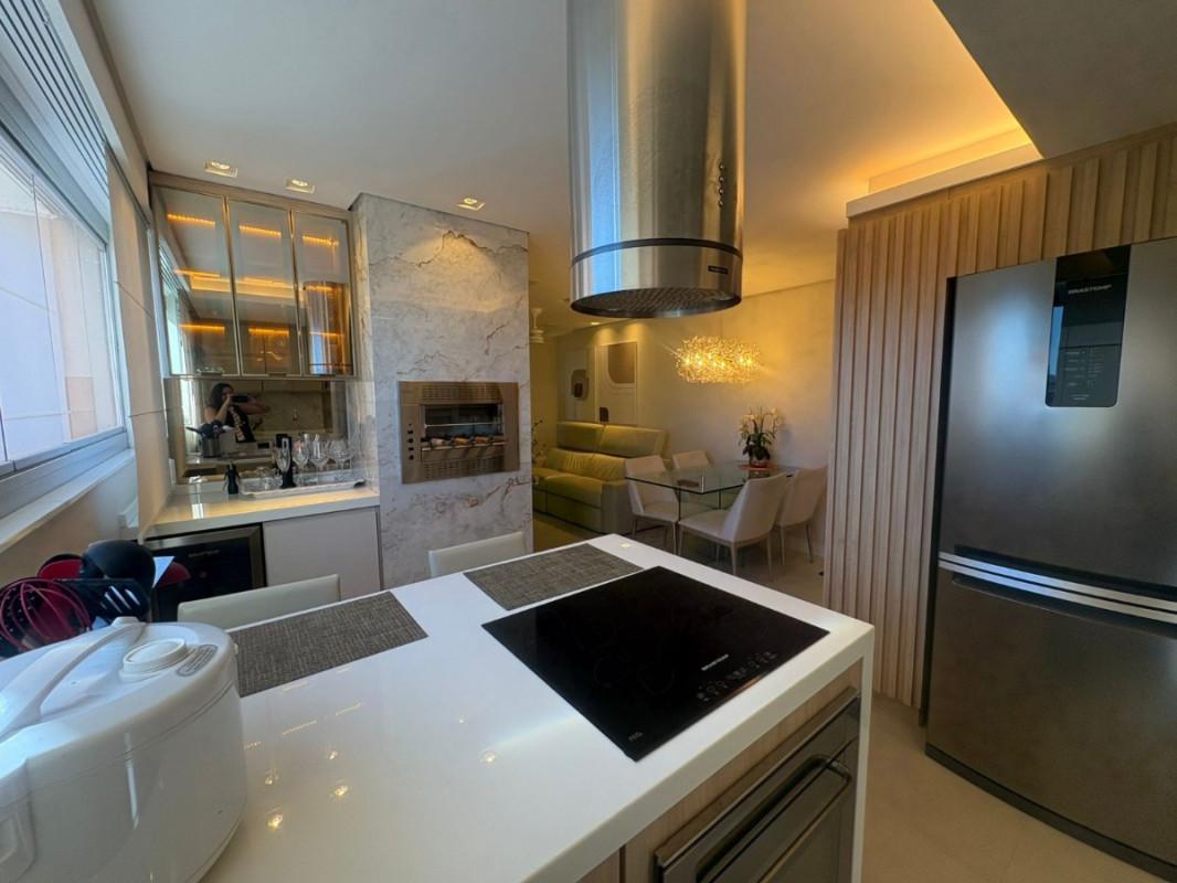 Apartamento, Serrano, 3 Quartos, 2 Vagas, 1 Suíte
