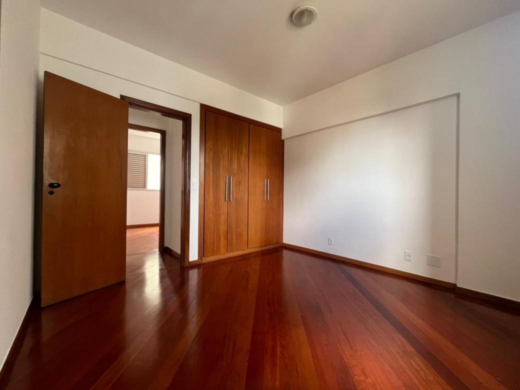 Apartamento, Funcionários, 3 Quartos, 2 Vagas, 1 Suíte