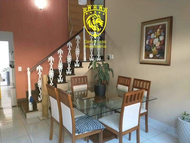 Casa, São José, 3 Quartos, 4 Vagas, 2 Suítes