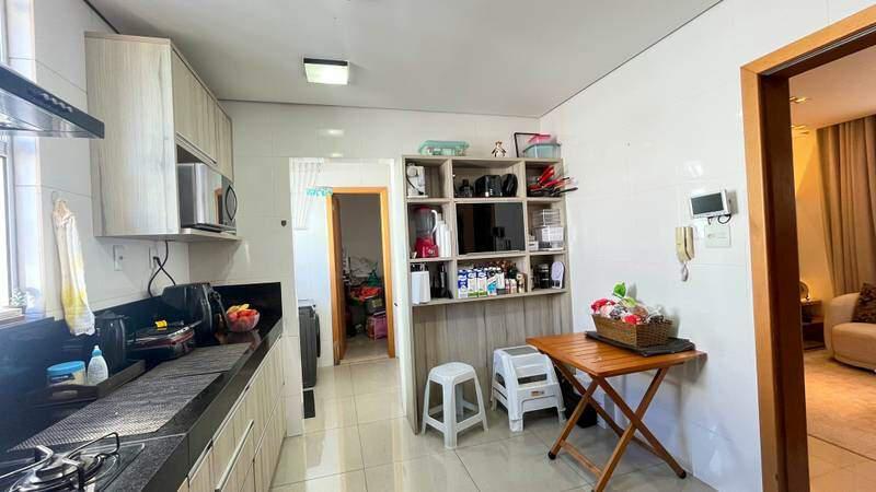 Cobertura, Buritis, 4 Quartos, 4 Vagas, 2 Suítes