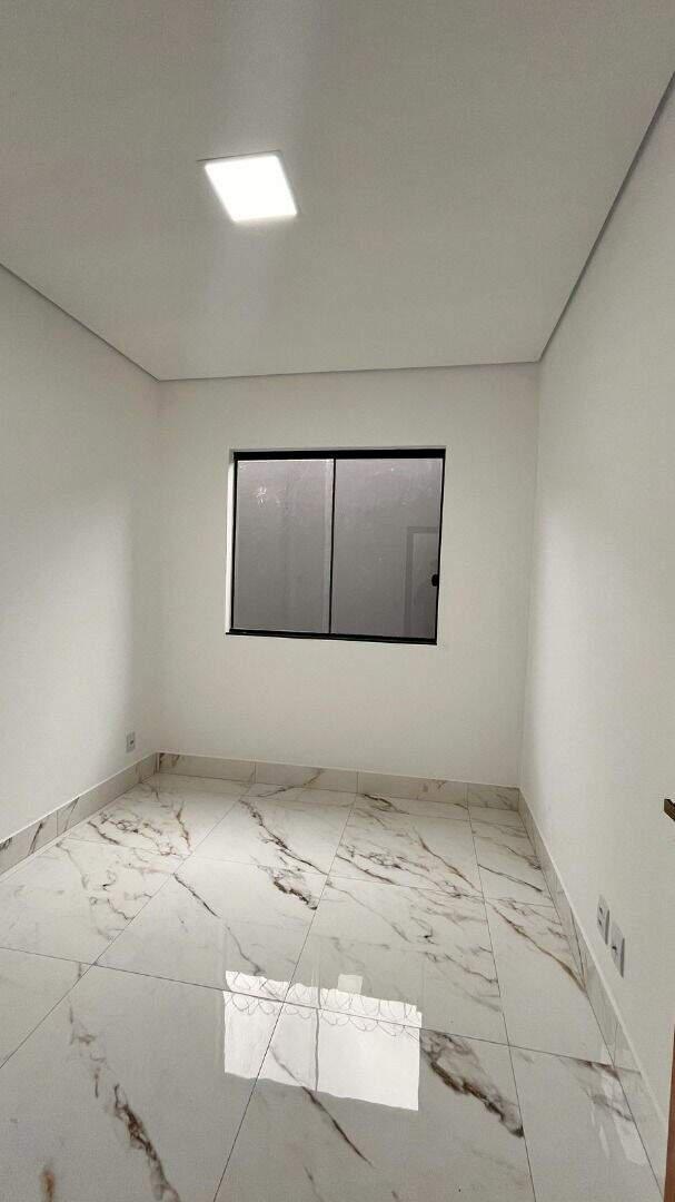 Casa, Novo Centro, 3 Quartos, 2 Vagas, 1 Suíte