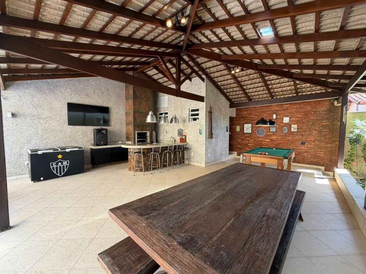 Casa, Jardim Riacho das Pedras, 3 Quartos, 4 Vagas, 1 Suíte