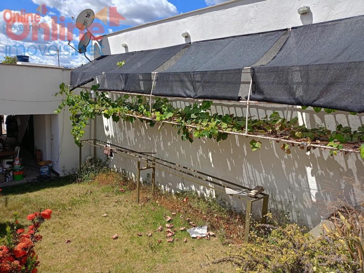 Casa, Dom Pedro I, 1 Quarto, 0 Vaga, 0 Suíte