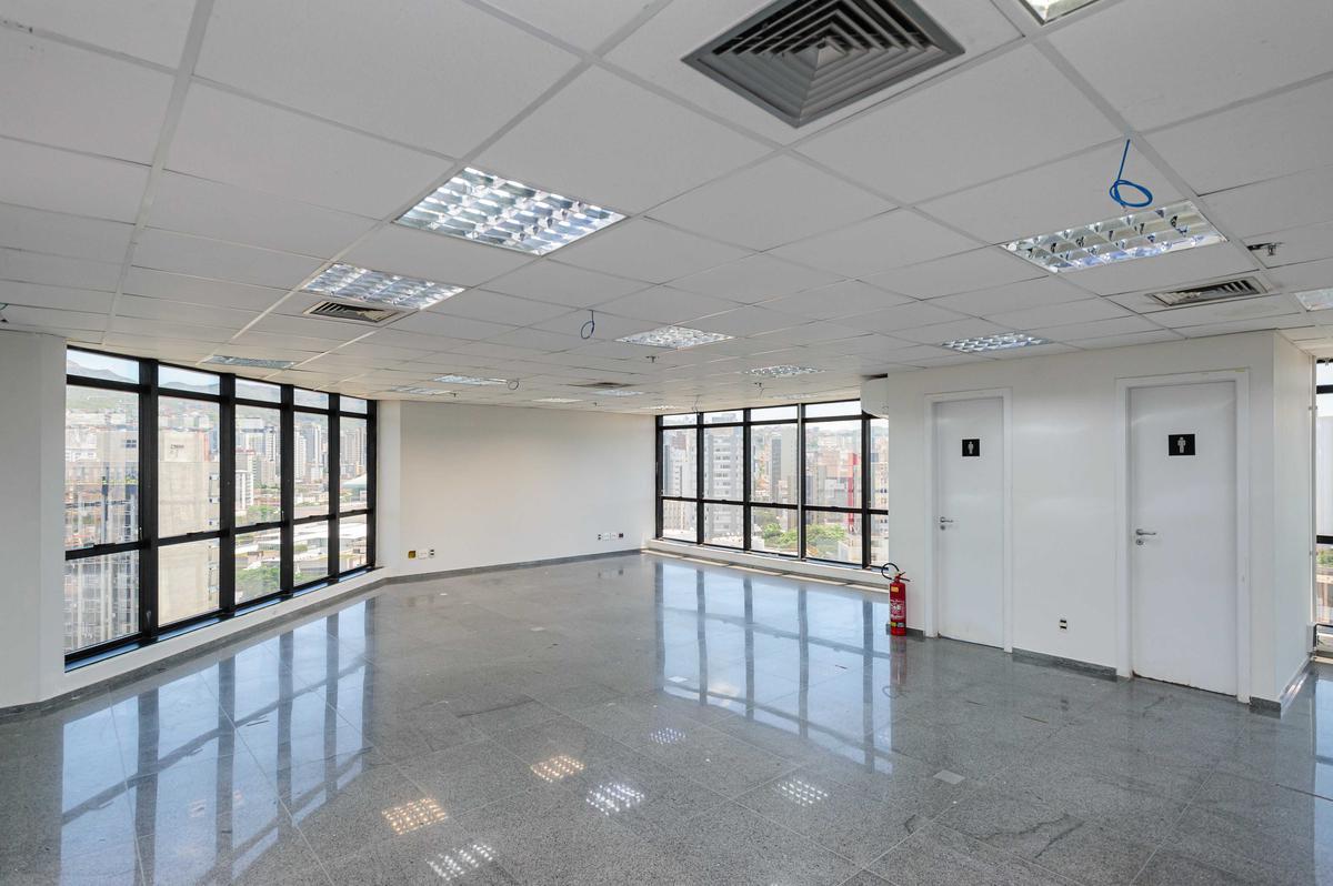 Sala, Funcionários, 0 Quarto, 5 Vagas