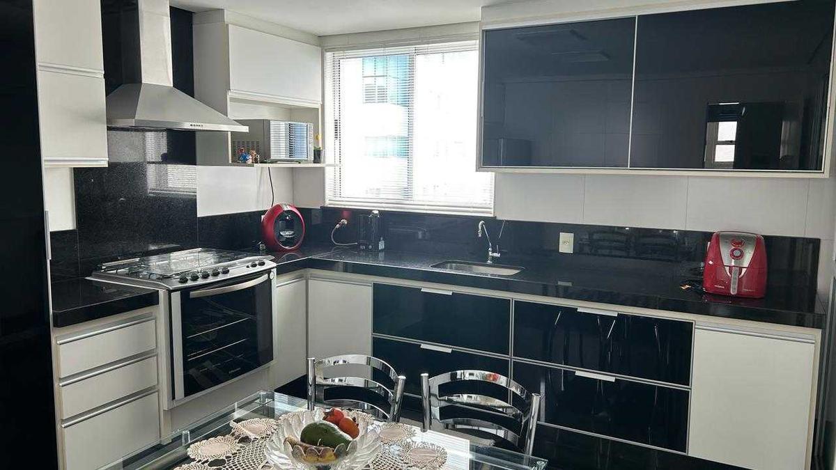Apartamento, União, 4 Quartos, 4 Vagas, 2 Suítes