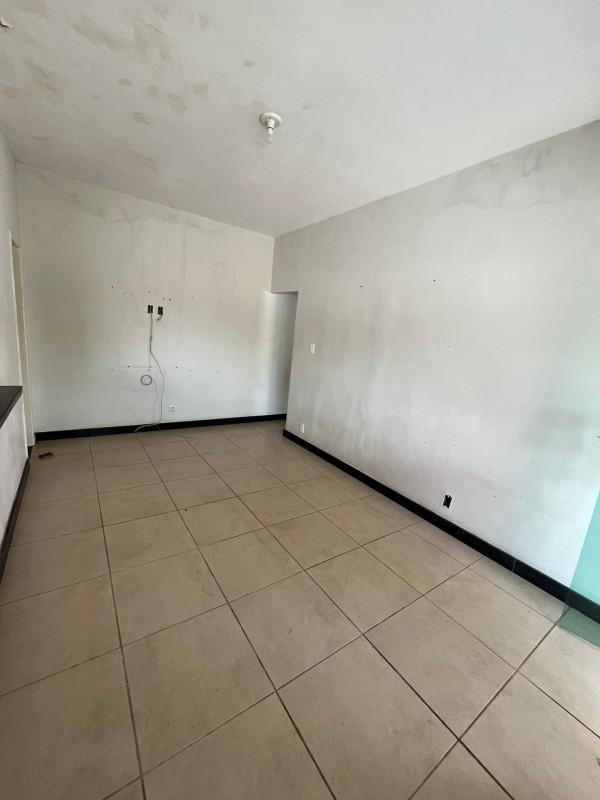 Casa, Venda Nova, 2 Quartos, 2 Vagas