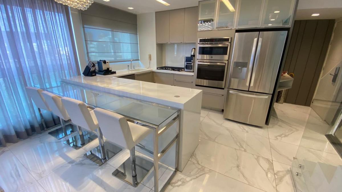 Cobertura, Lourdes, 2 Quartos, 3 Vagas, 1 Suíte