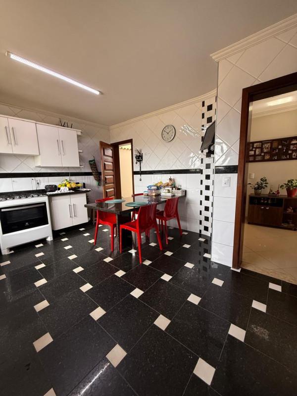Casa, Rezende, 4 Quartos, 4 Vagas, 2 Suítes