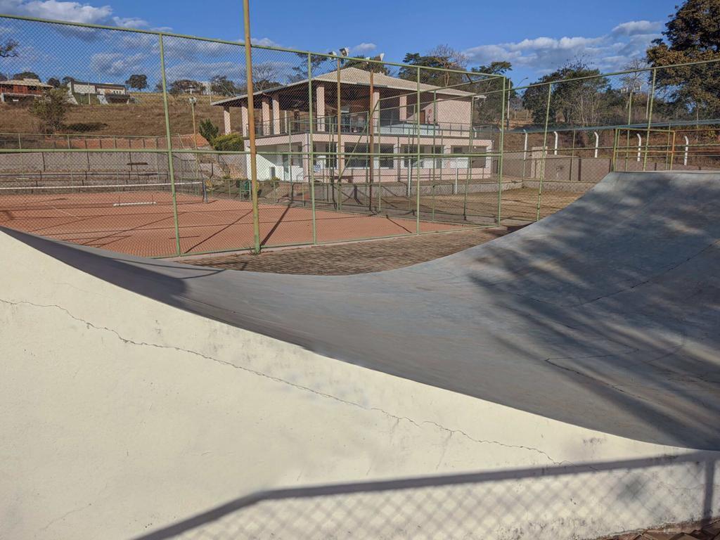 Lote, Centro, 0 Quarto, 0 Vaga