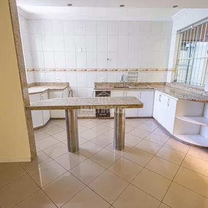 Casa, Santa Branca, 2 Quartos, 1 Vaga