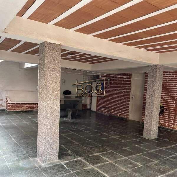 Casa, Cidade Nova, 4 Quartos, 2 Vagas, 1 Suíte