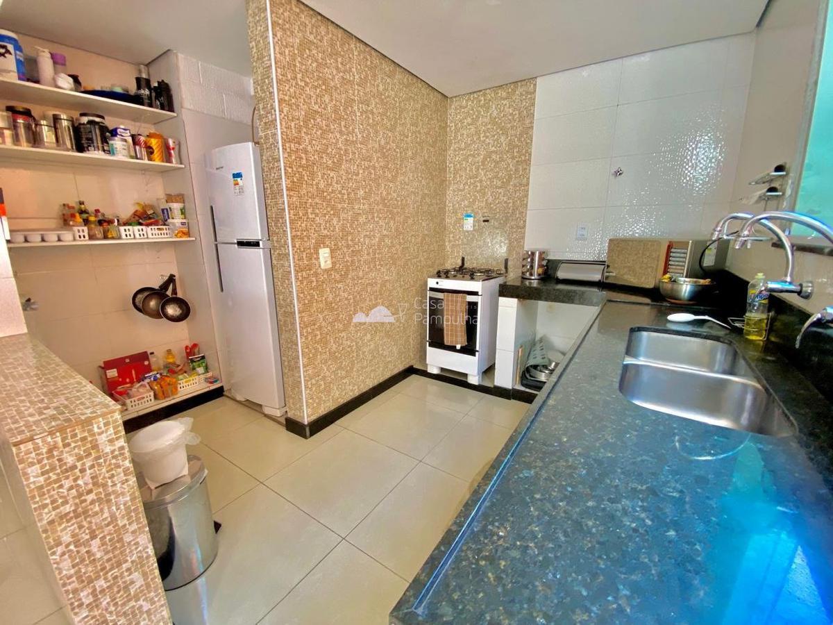 Casa, Santa Mônica, 3 Quartos, 2 Vagas