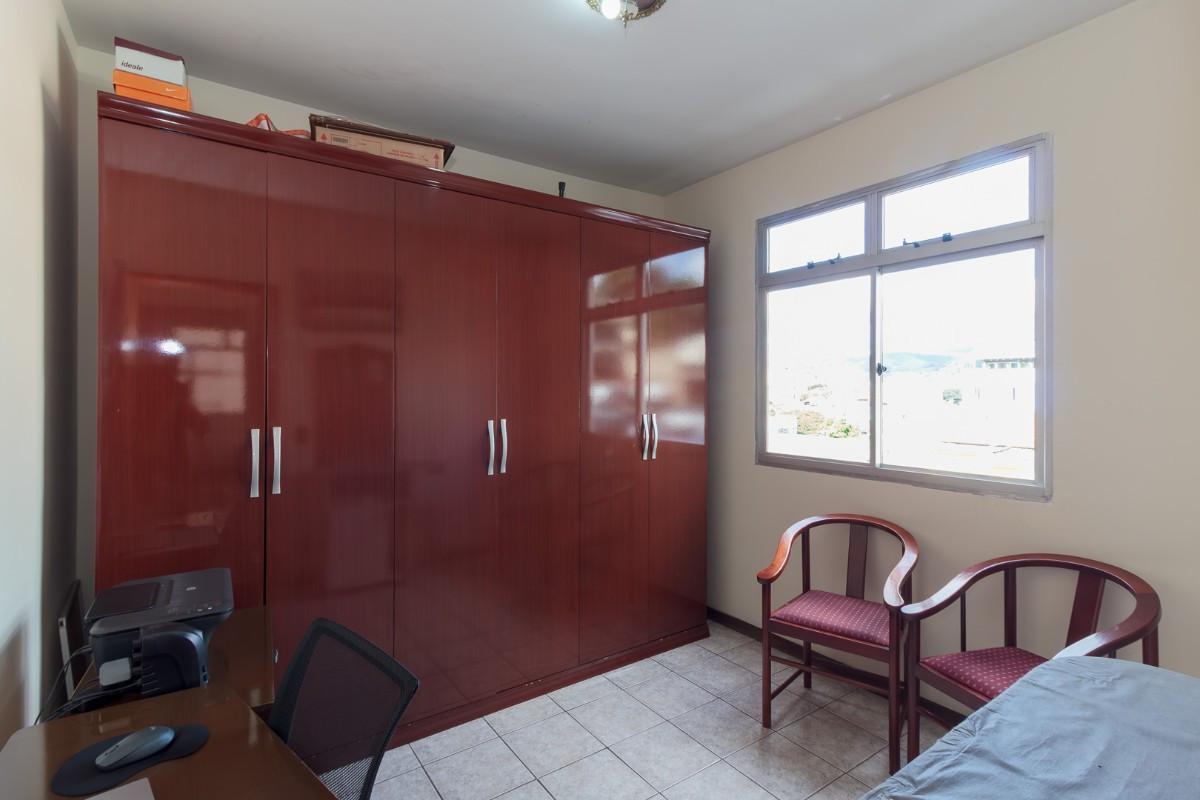 Apartamento, Floresta, 2 Quartos, 1 Vaga, 1 Suíte