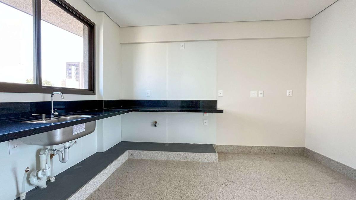 Apartamento, Serra, 4 Quartos, 3 Vagas, 4 Suítes