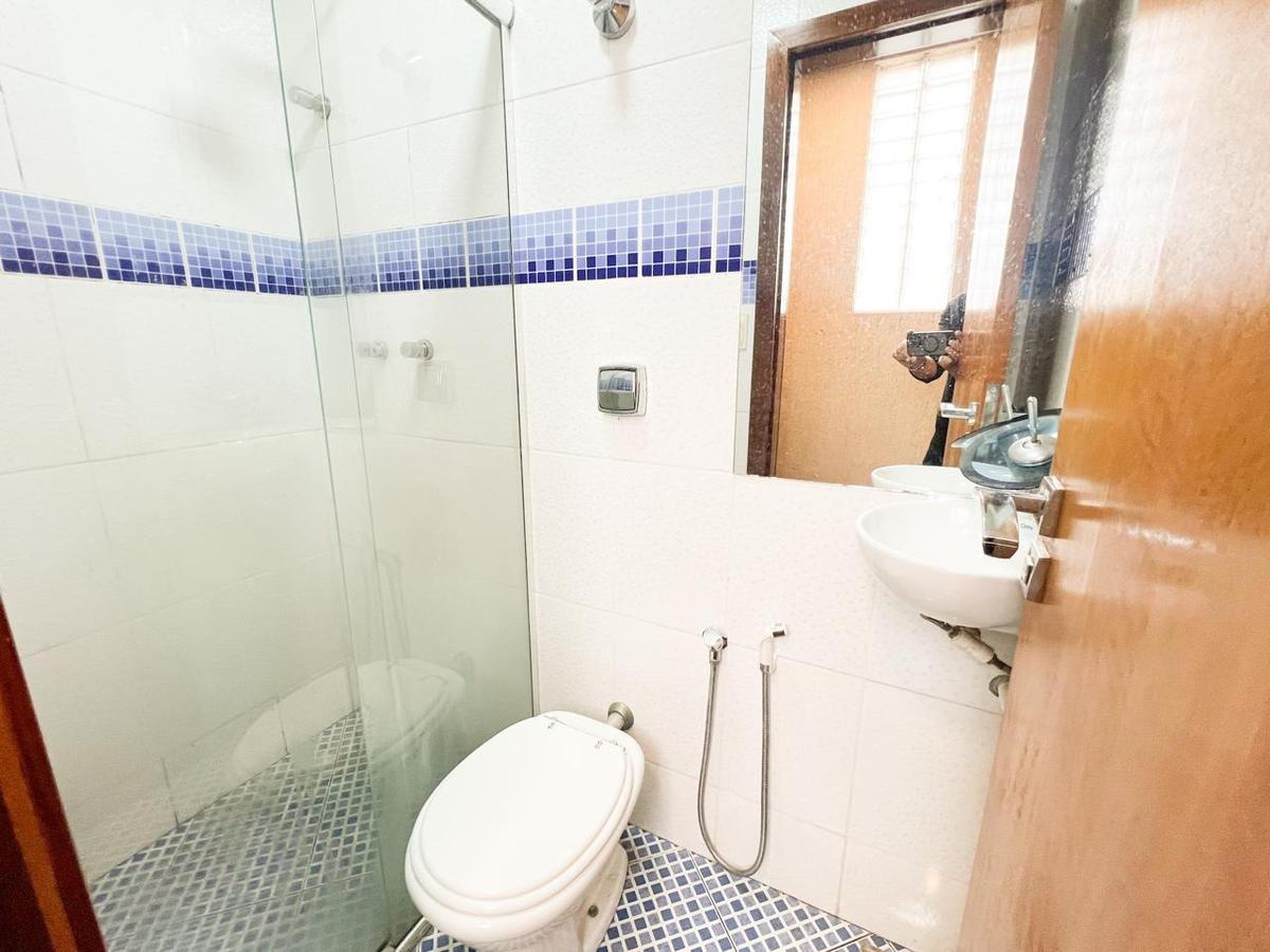 Casa, Trevo, 5 Quartos, 8 Vagas, 1 Suíte
