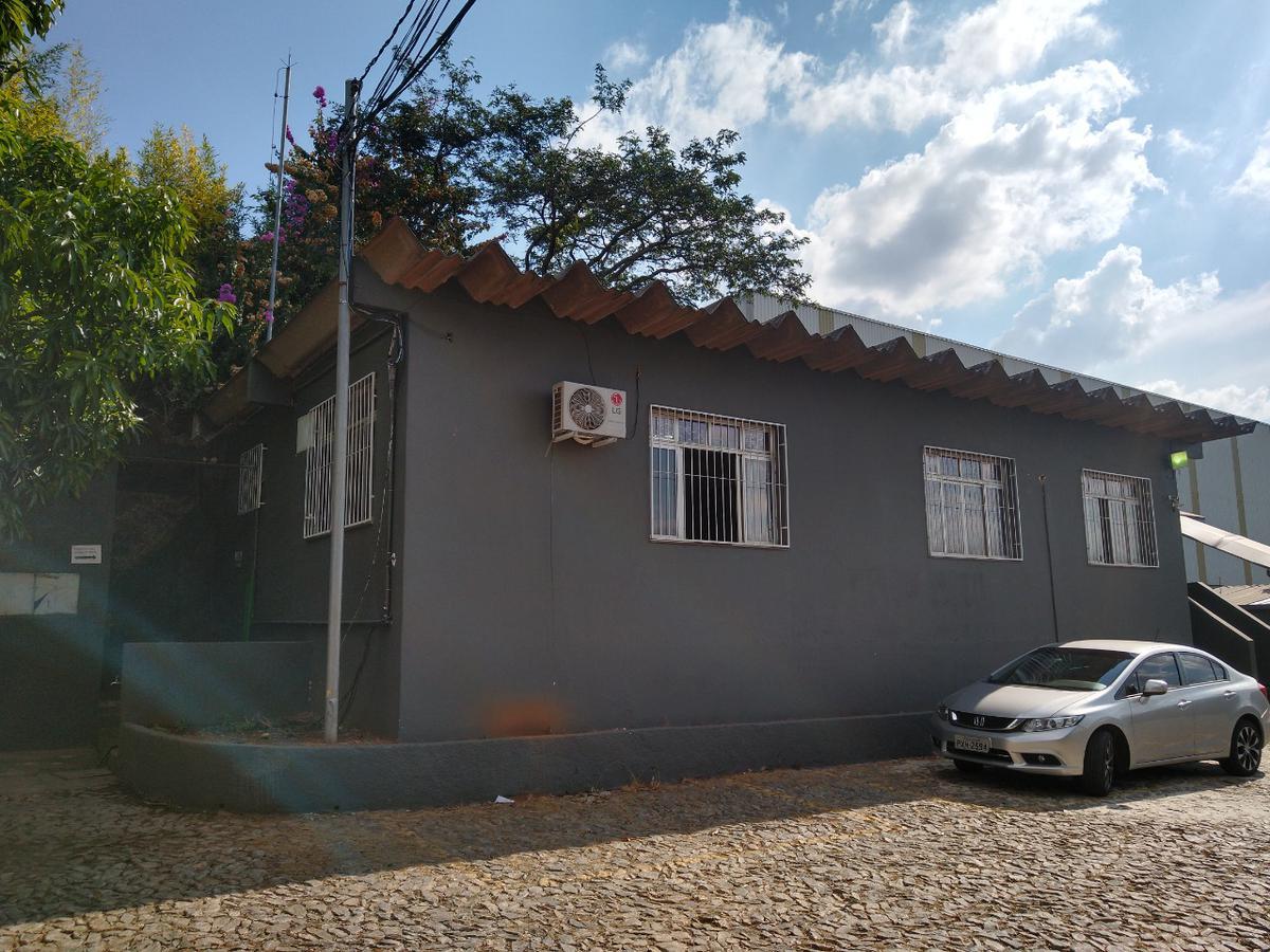 Galpão, Cincão, 1 Quarto, 20 Vagas
