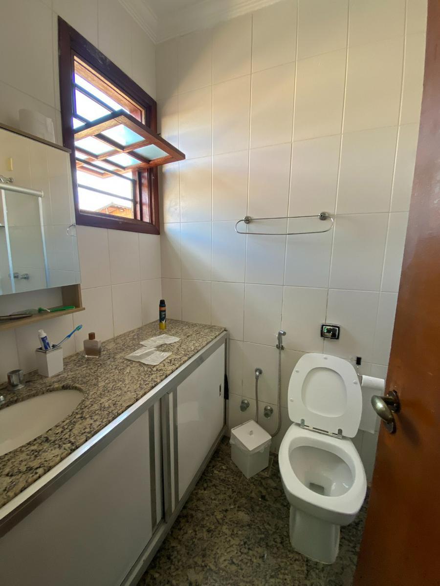 Casa, Braúnas, 3 Quartos, 7 Vagas, 3 Suítes