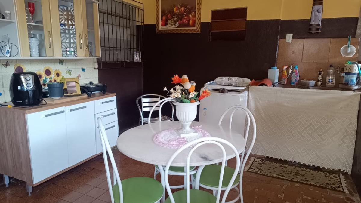 Casa, Jardim Laguna, 4 Quartos, 2 Vagas, 2 Suítes
