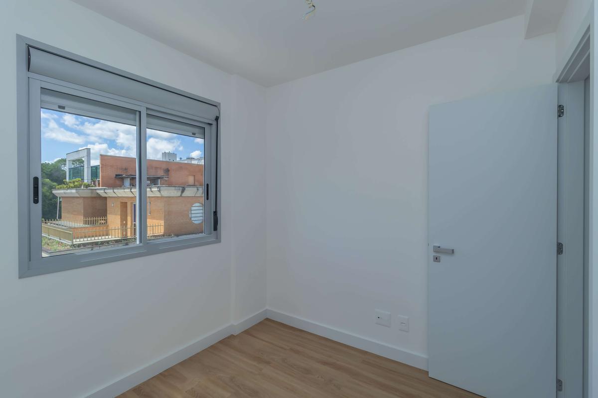 Apartamento, Sagrada Família, 3 Quartos, 2 Vagas, 1 Suíte