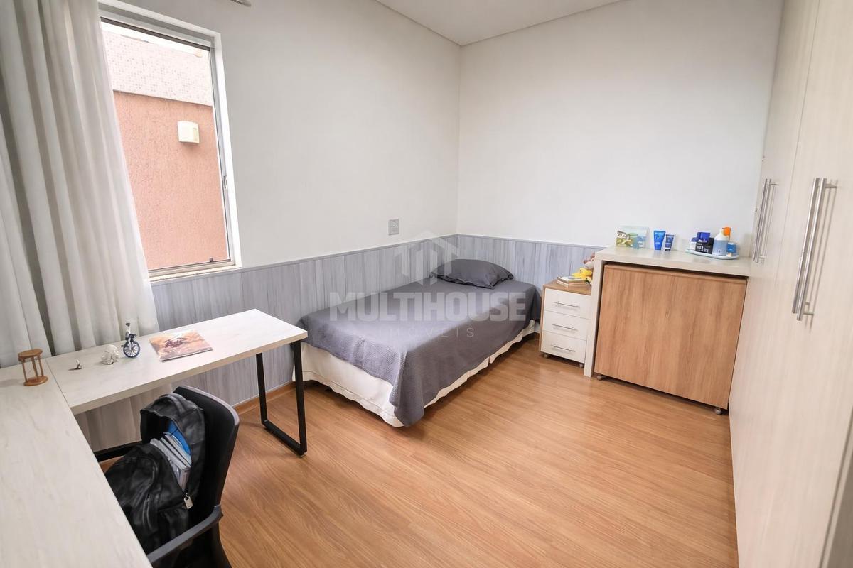 Casa, Condomínio Estância Silveira, 3 Quartos, 6 Vagas, 1 Suíte
