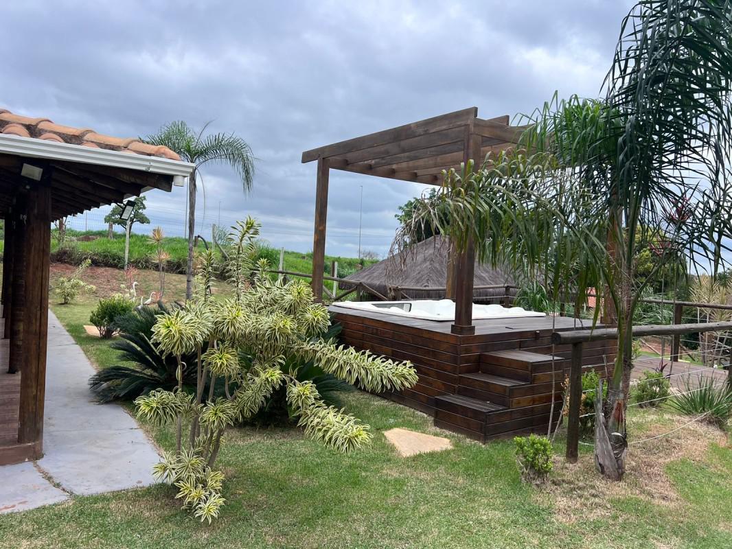 Fazenda, Centro, 3 Quartos, 4 Vagas, 1 Suíte