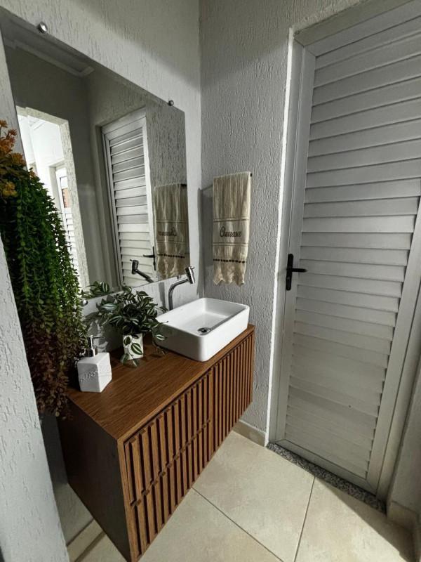 Casa, Jardim Riacho das Pedras, 4 Quartos, 4 Vagas, 1 Suíte