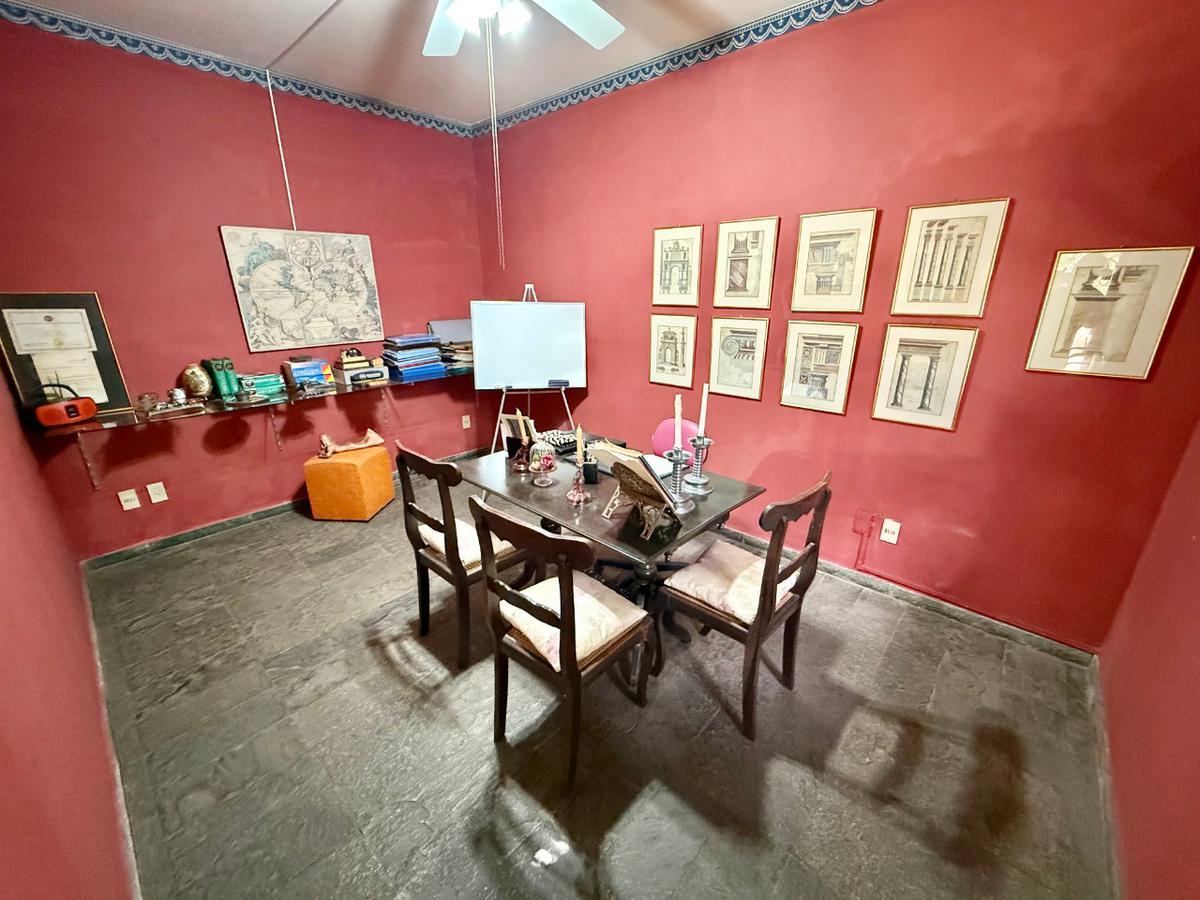 Casa, São Luiz (pampulha), 5 Quartos, 8 Vagas, 3 Suítes