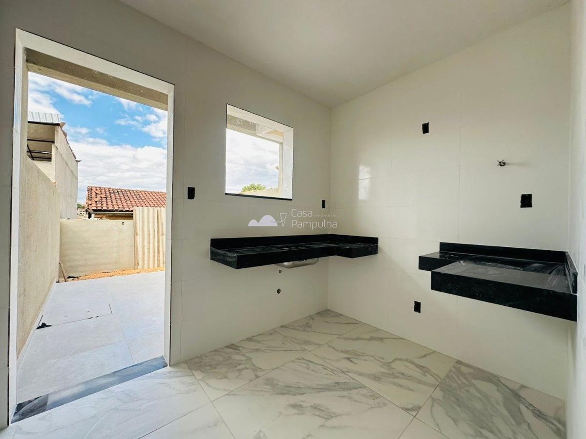 Casa, Jardim Leblon, 2 Quartos, 2 Vagas