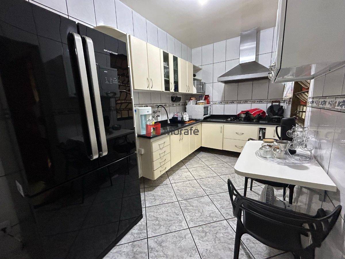 Casa, Itapoã, 4 Quartos, 6 Vagas, 1 Suíte