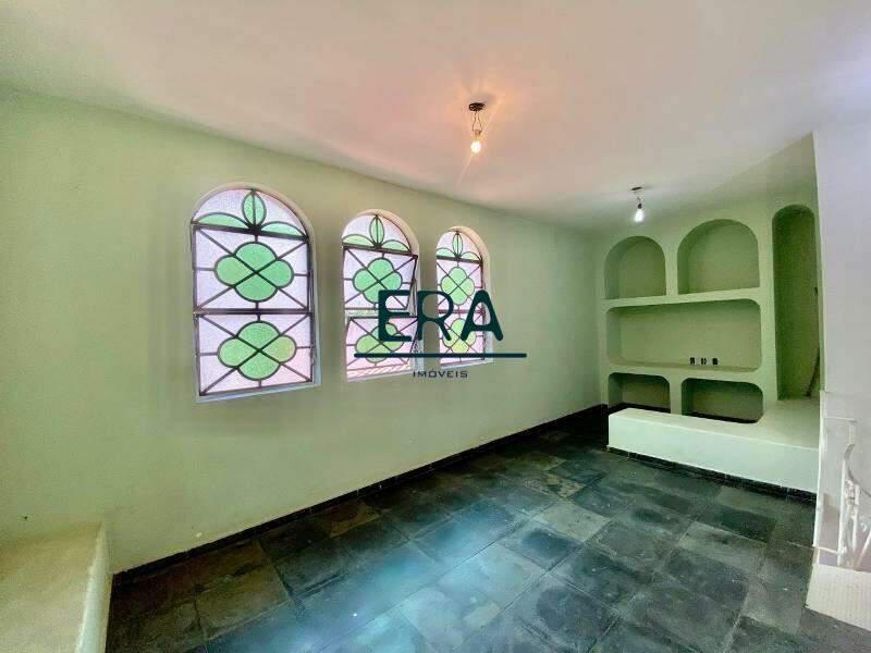 Casa, Sion, 4 Quartos, 6 Vagas, 1 Suíte