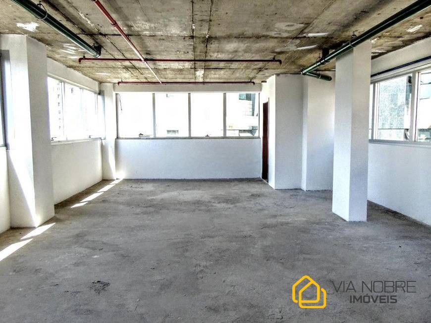 Sala, Savassi, 4 Vagas