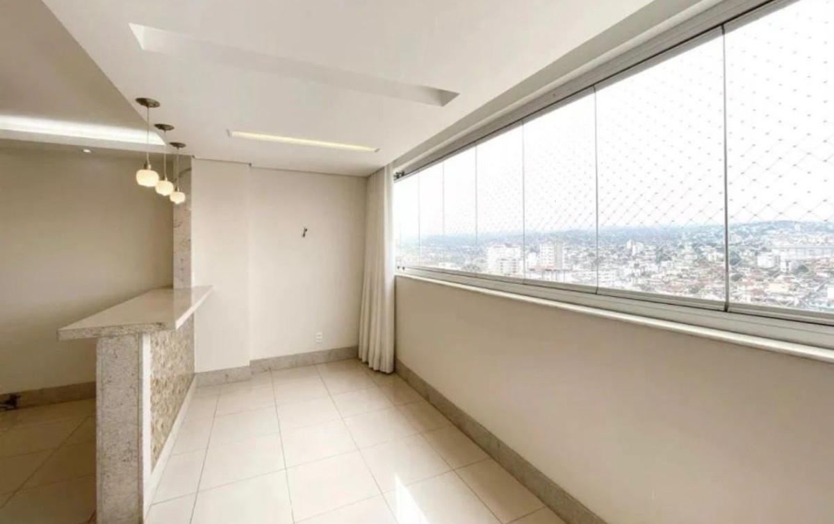 Apartamento, Sagrada Família, 4 Quartos, 2 Vagas, 1 Suíte
