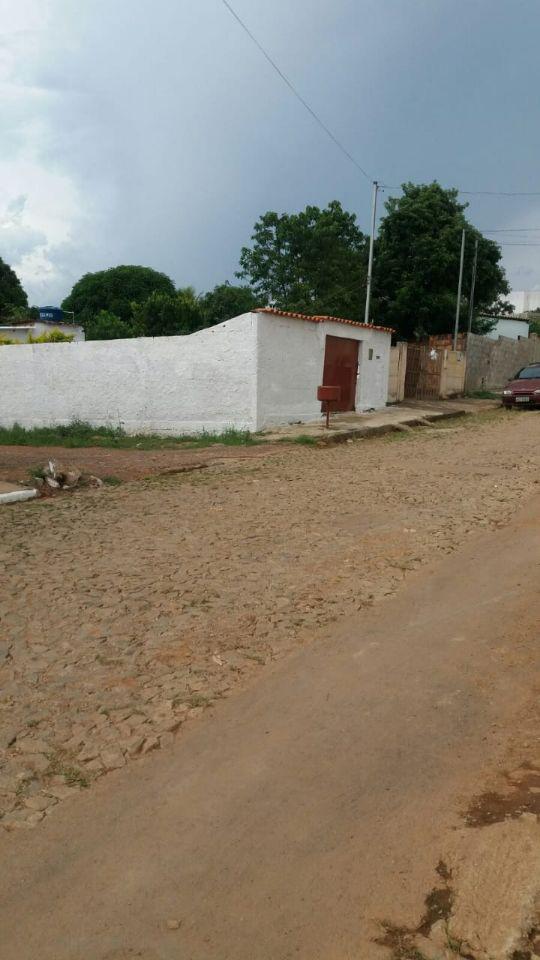 Lote, Vila Suzana, 1 Quarto, 0 Vaga