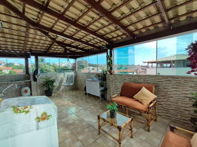 Casa, Mangueiras, 2 Quartos, 1 Vaga