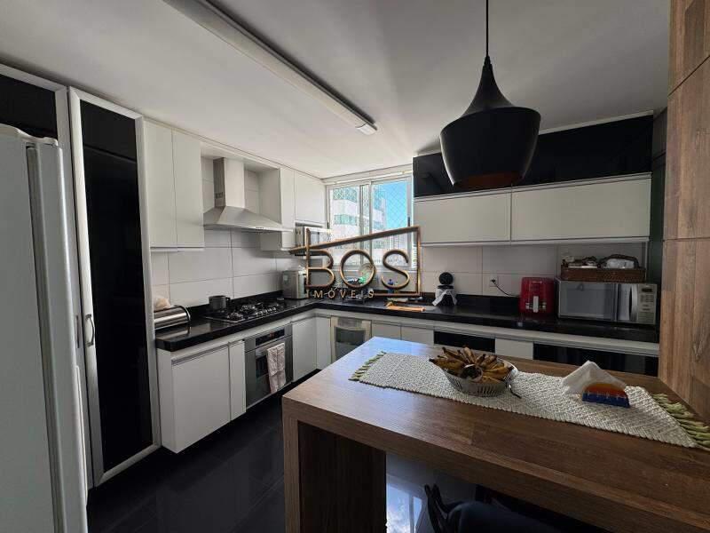 Apartamento, União, 4 Quartos, 4 Vagas, 2 Suítes